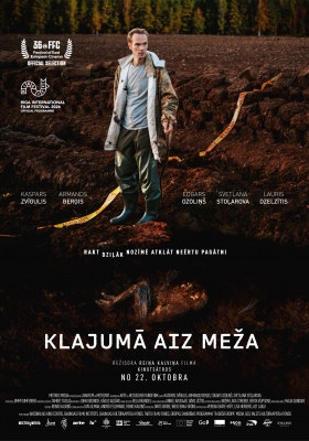 Spēlfilma KLAJUMĀ AIZ MEŽA