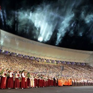 OGRES NOVADA KULTŪRAS CENTRĀ UN CIEMUPĒ DZIESMU UN DEJU SVĒTKU TIEŠRAIDES