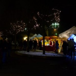 21. decembrī Ziemassvētku nakts tirgus Ogrē