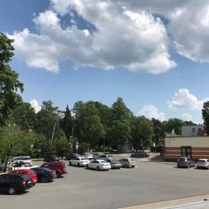 Slēgts stāvlaukumu pie ONKC