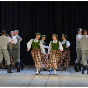 Izvēlēsies labāko no 42 jaunrades dejām